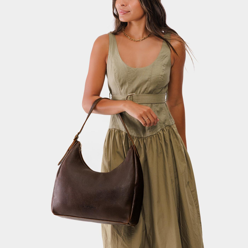 'Almost Perfect' Aspen Shoulder Bag - Famous | Online Store