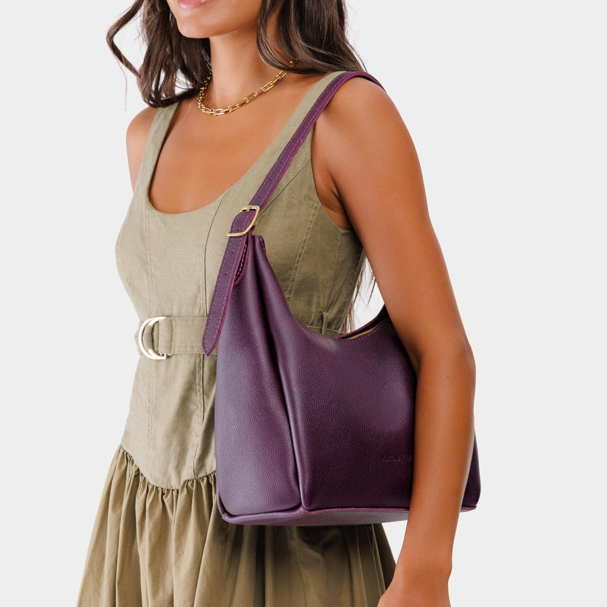 'Almost Perfect' Aspen Shoulder Bag - Famous | Online Store