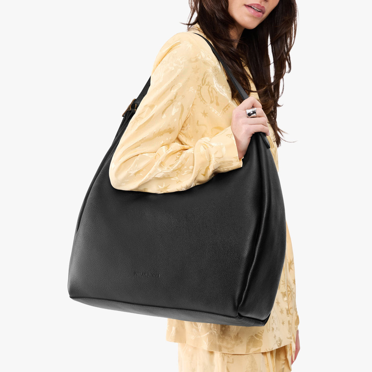 'Almost Perfect' Aspen Shoulder Bag - Famous | Online Store