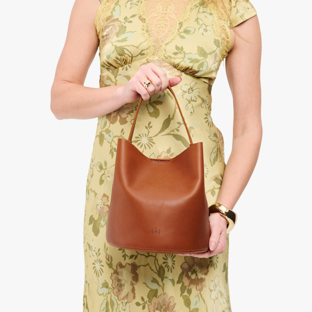 Belle Bucket Bag - Famous | Online Store