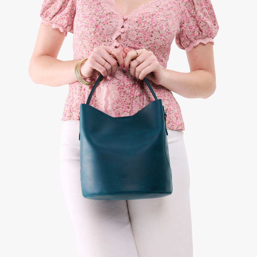 Belle Bucket Bag - Famous | Online Store