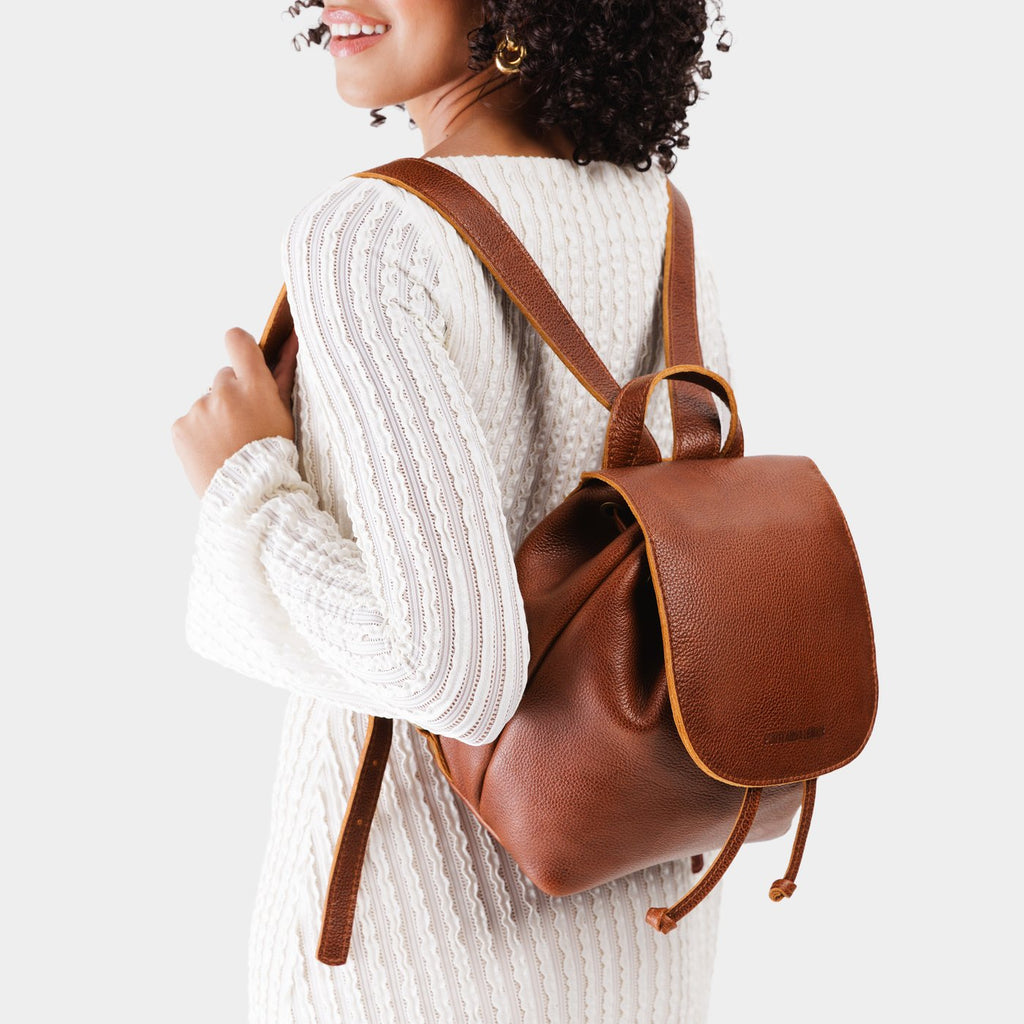 Bucket Backpack - Famous | Online Store
