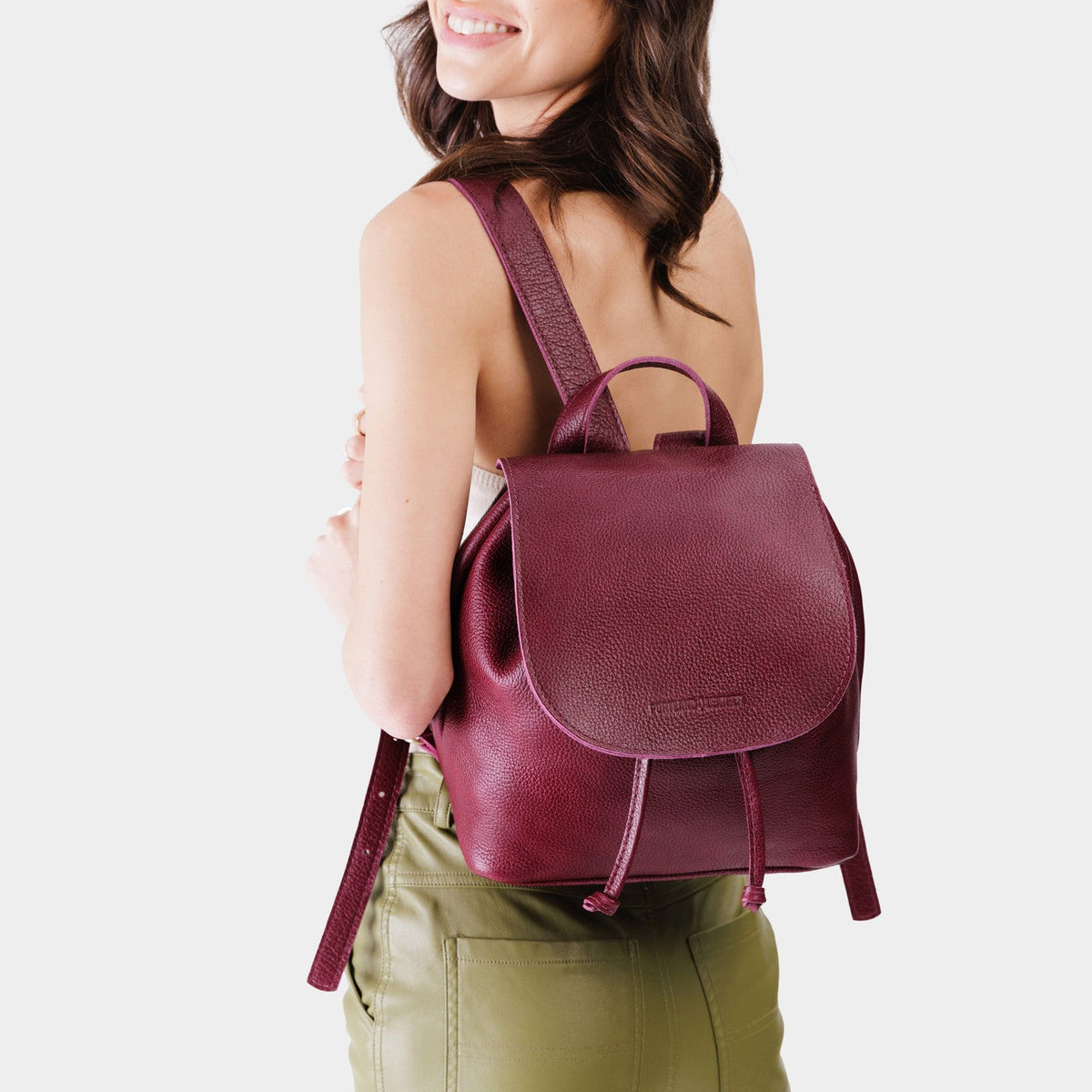 Bucket Backpack - Famous | Online Store