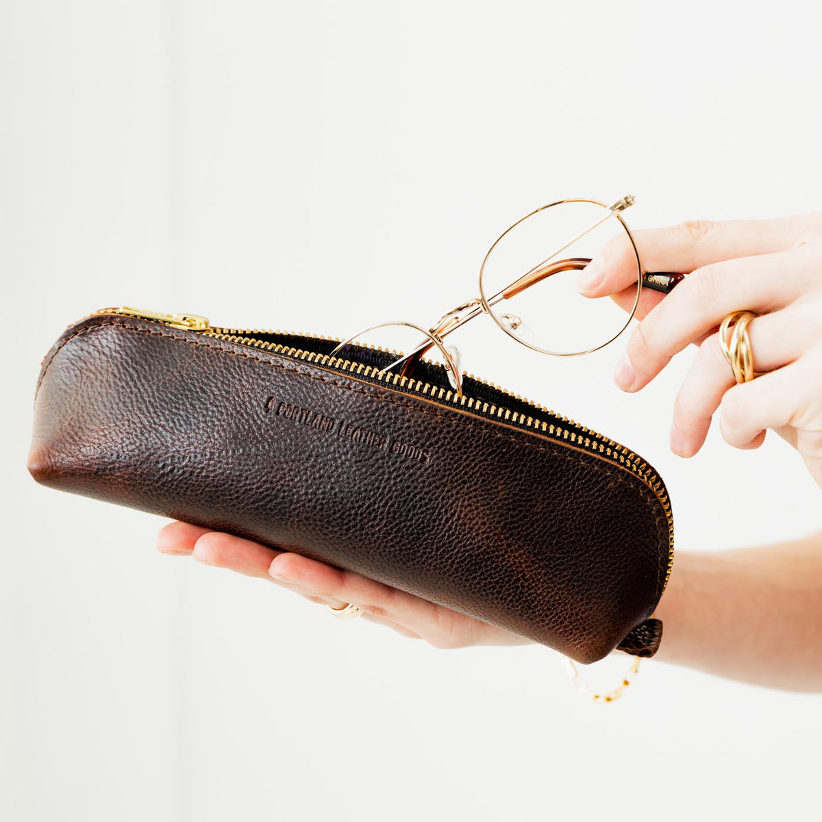 La pochette Sidekick