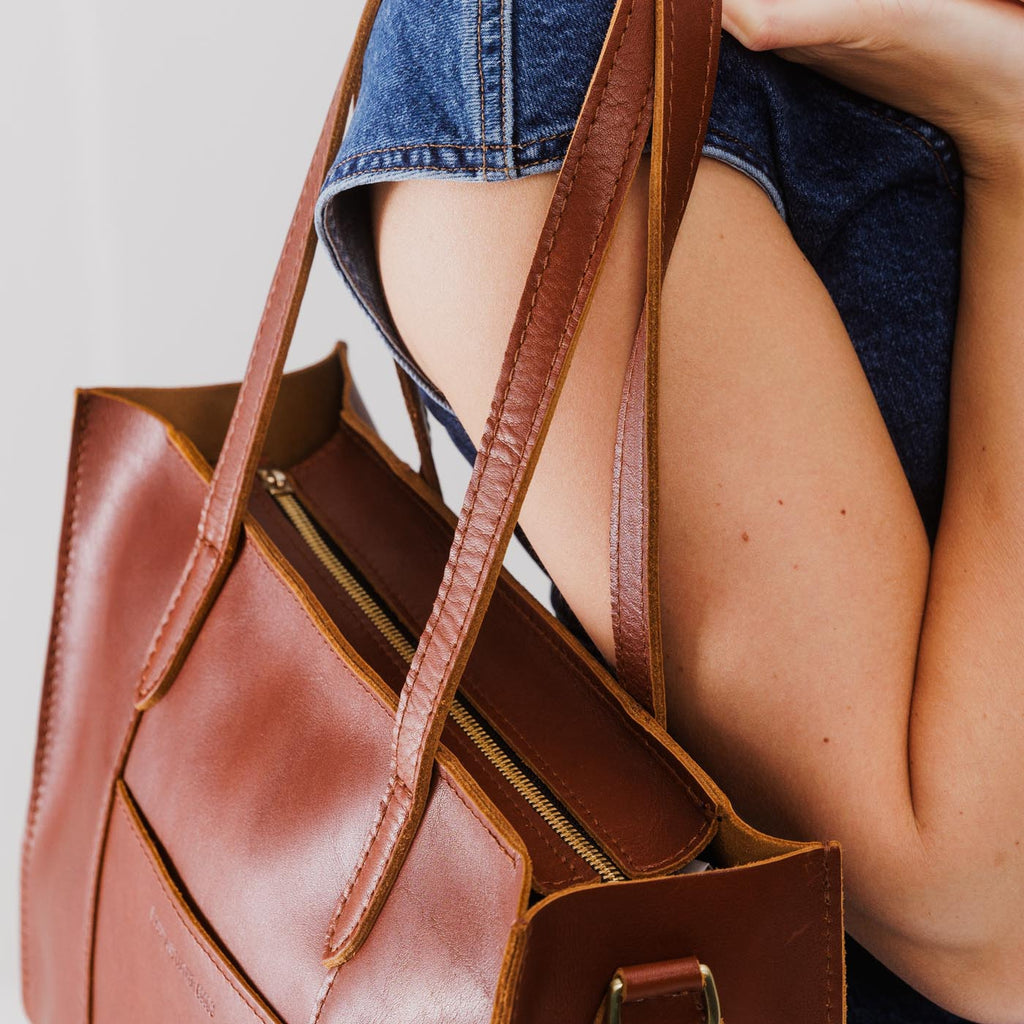 Grand sac fourre-tout à bandoulière Lola avec fermeture éclair