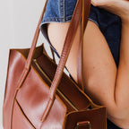 Grand sac fourre-tout à bandoulière Lola avec fermeture éclair