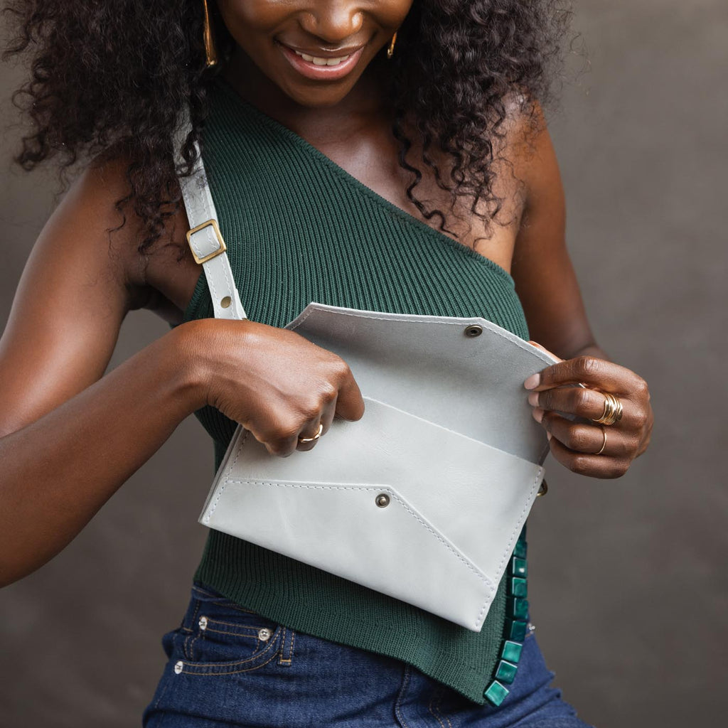 Bolso cruzado convertible tipo sobre