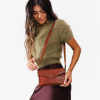 Bolso cruzado convertible tipo sobre