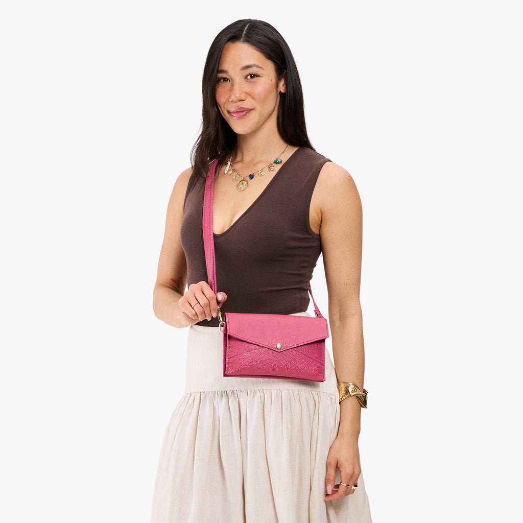 Bolso cruzado convertible tipo sobre