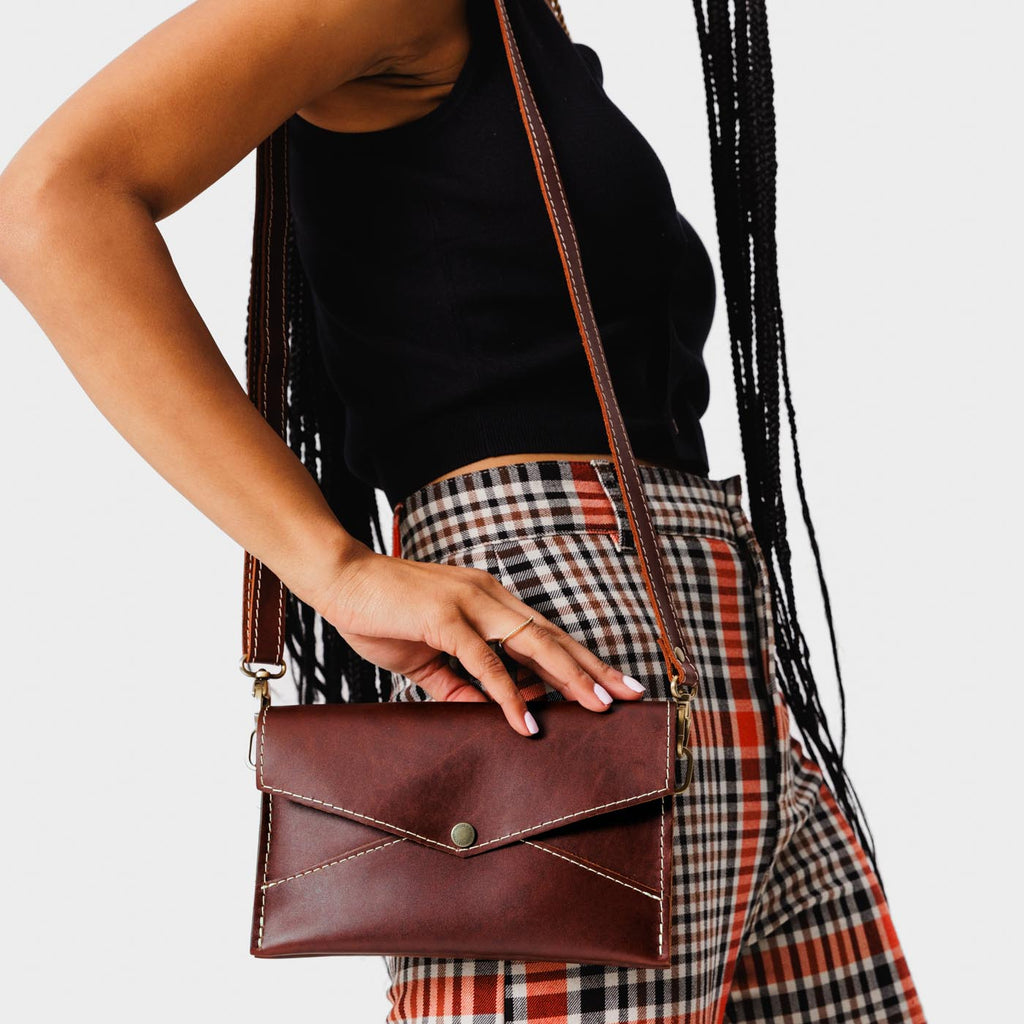 Bolso cruzado convertible tipo sobre