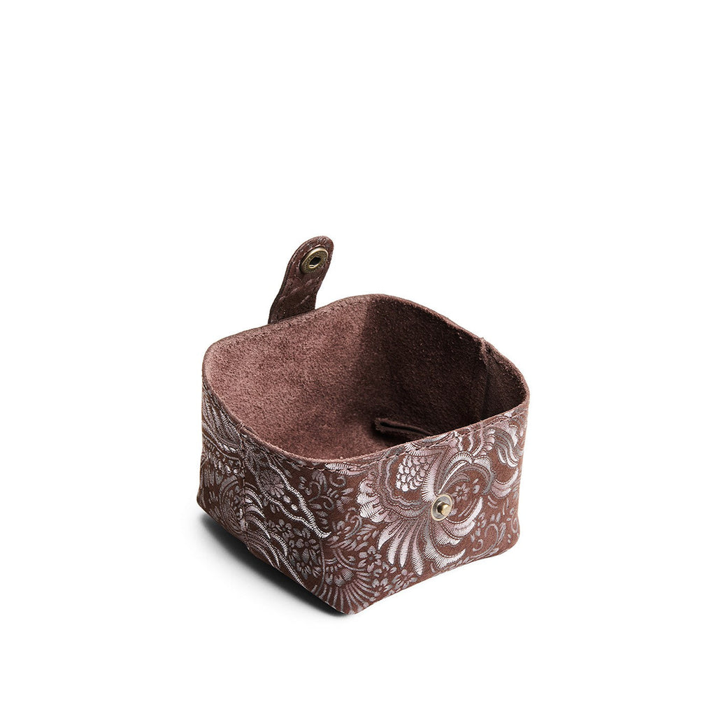 Howler Pouch