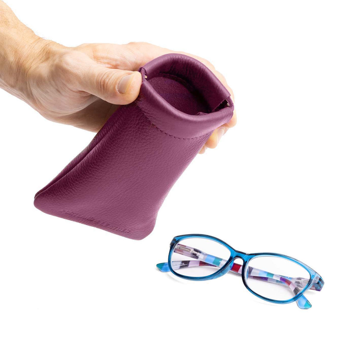Étui à lunettes à pression