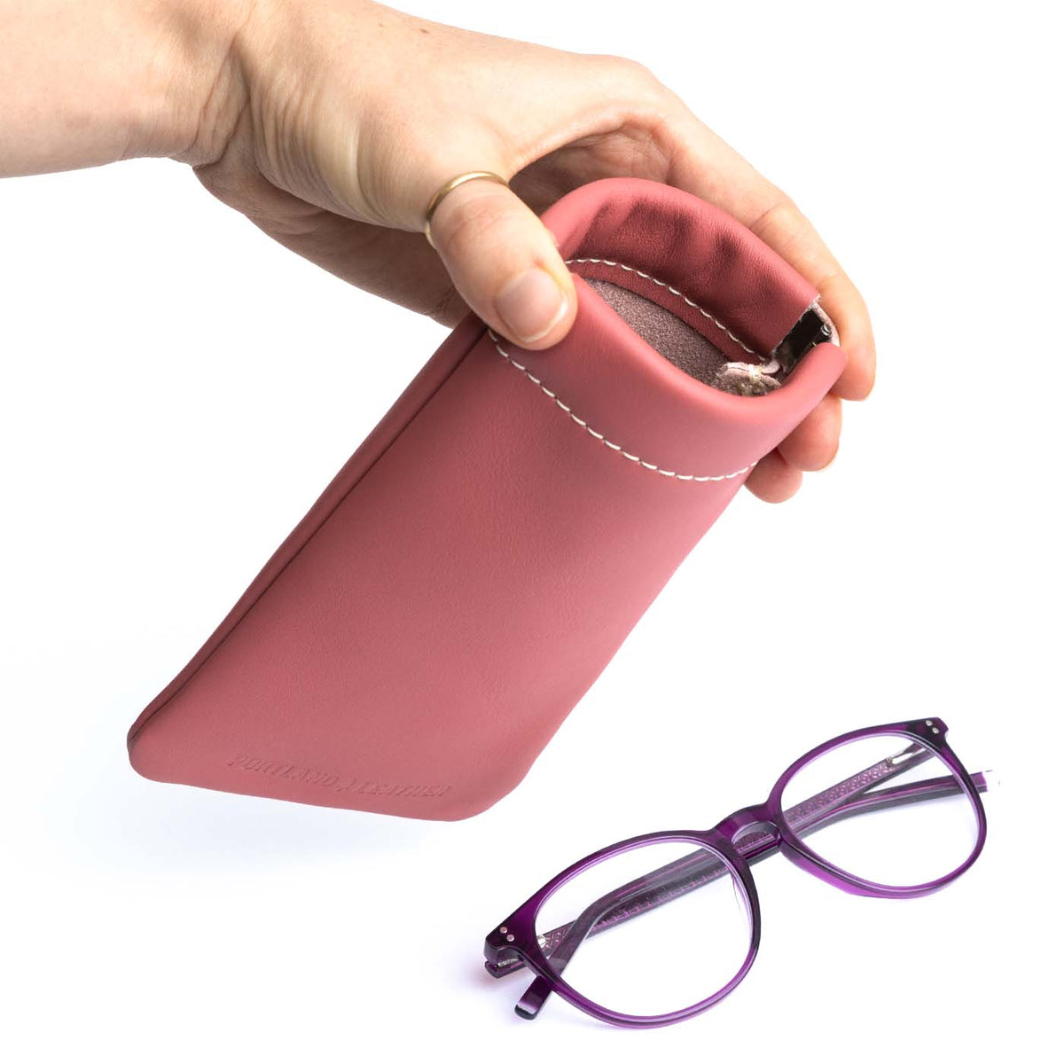 Étui à lunettes à pression