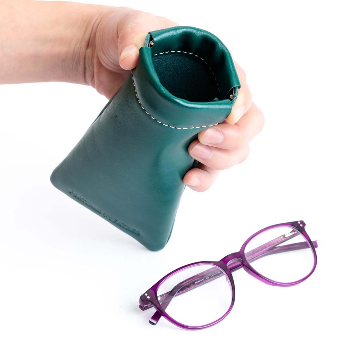 Étui à lunettes à pression