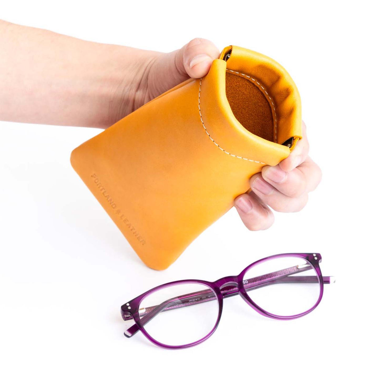 Étui à lunettes à pression